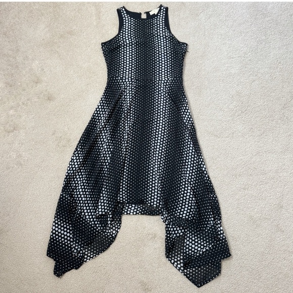 Michael Kors Georgette Dress Handkerchief Hem Black White Ombre Dot Print Size 2 - Picture 7 of 16
